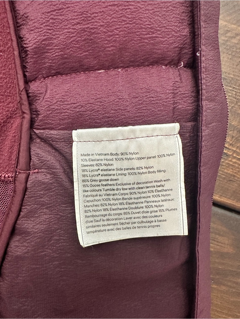 Lululemon Down For It All Hooded Jacket Women’s Size 6 Maroon - Picture 5 of 5